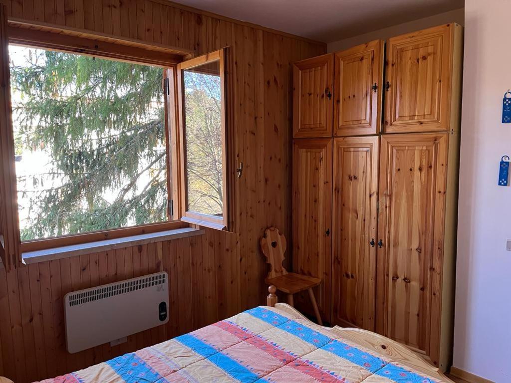 La Casa Di Fantalegno Apartment Camigliatello Silano Luaran gambar