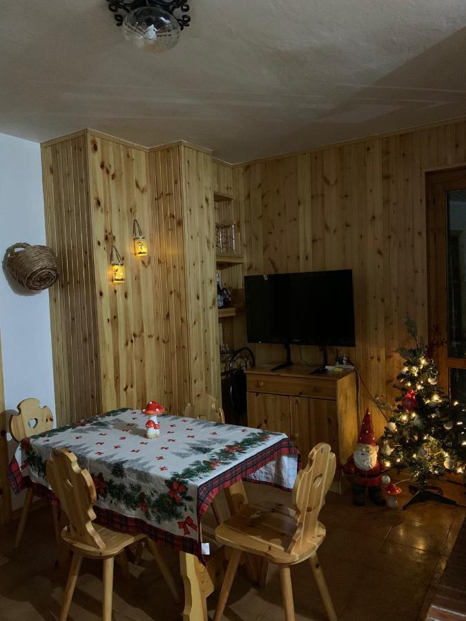 La Casa Di Fantalegno Apartment Camigliatello Silano Luaran gambar